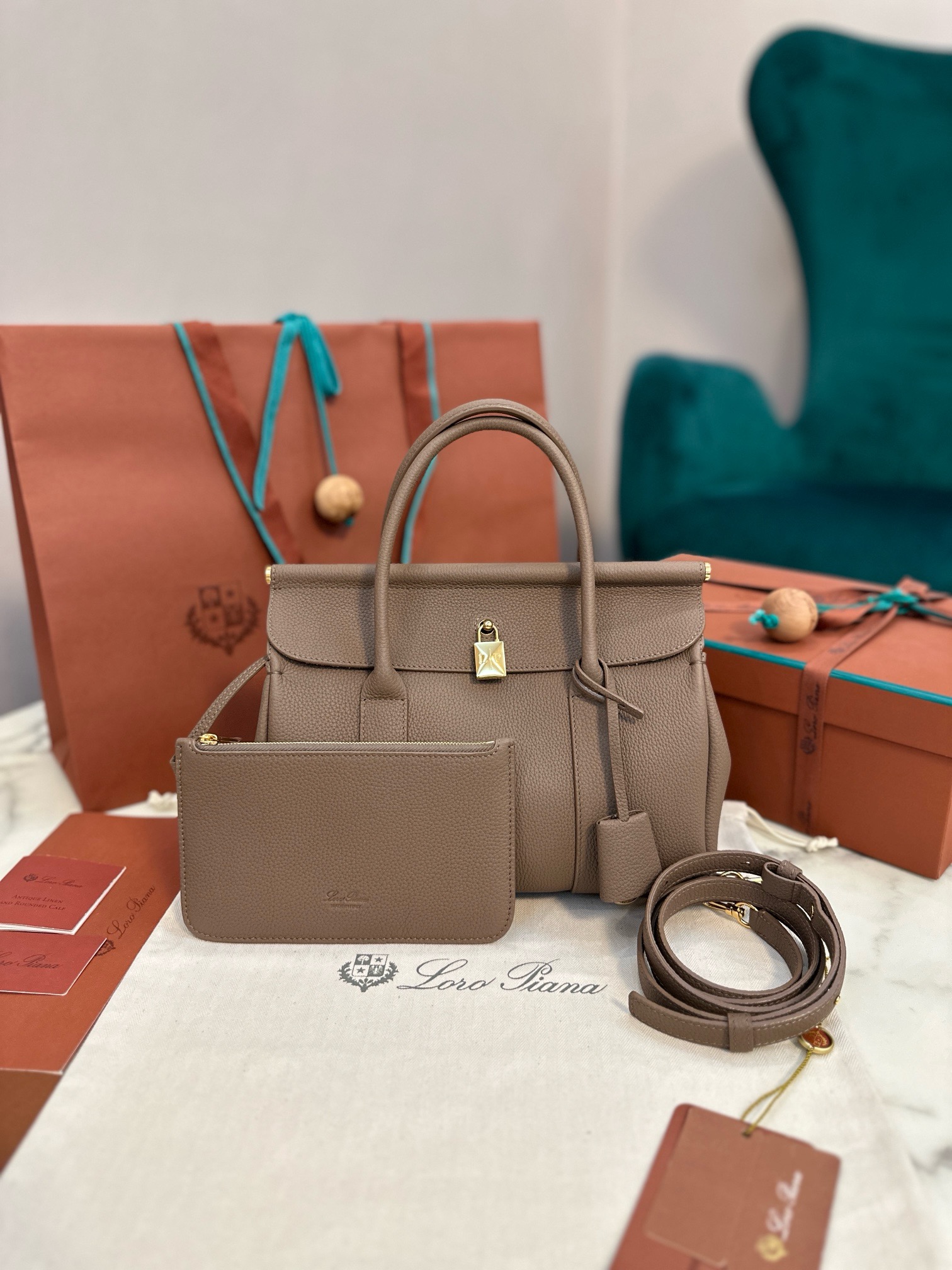 LV 6AM Slingback Pump LV 6AM Slingback Pump