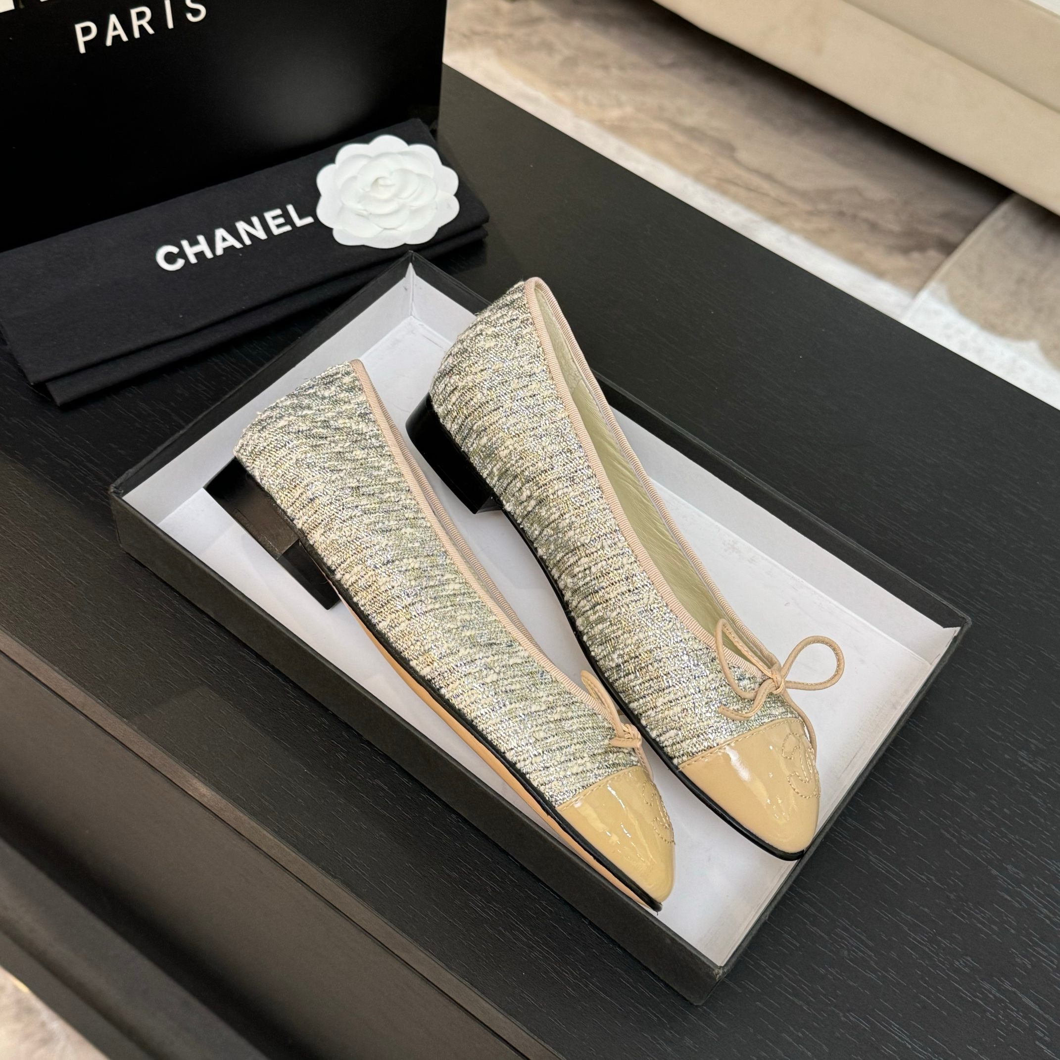 Chanel 25 Medium Handbag Chanel 25 Medium Handbag