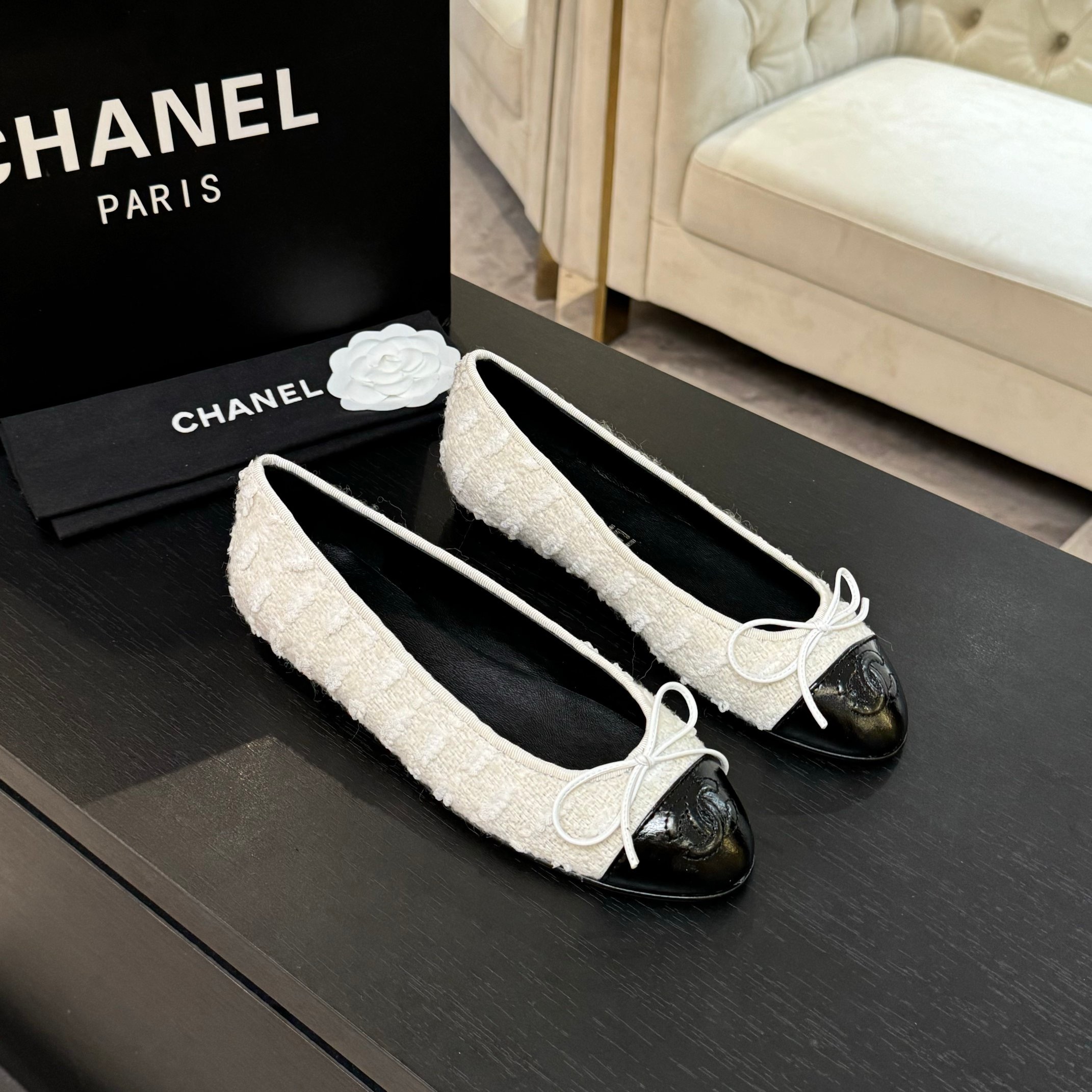 Chanel 25 Medium Handbag