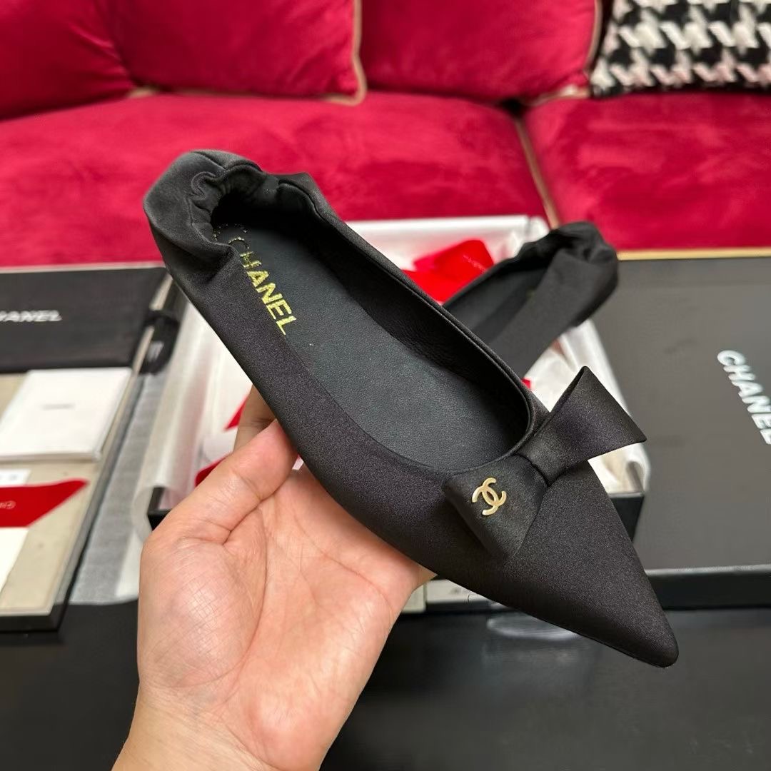 Balenciaga Rodeo Medium Handbag