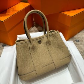Hermès Neo Garden Party 23 Bag Hermès Neo Garden Party 23 Bag