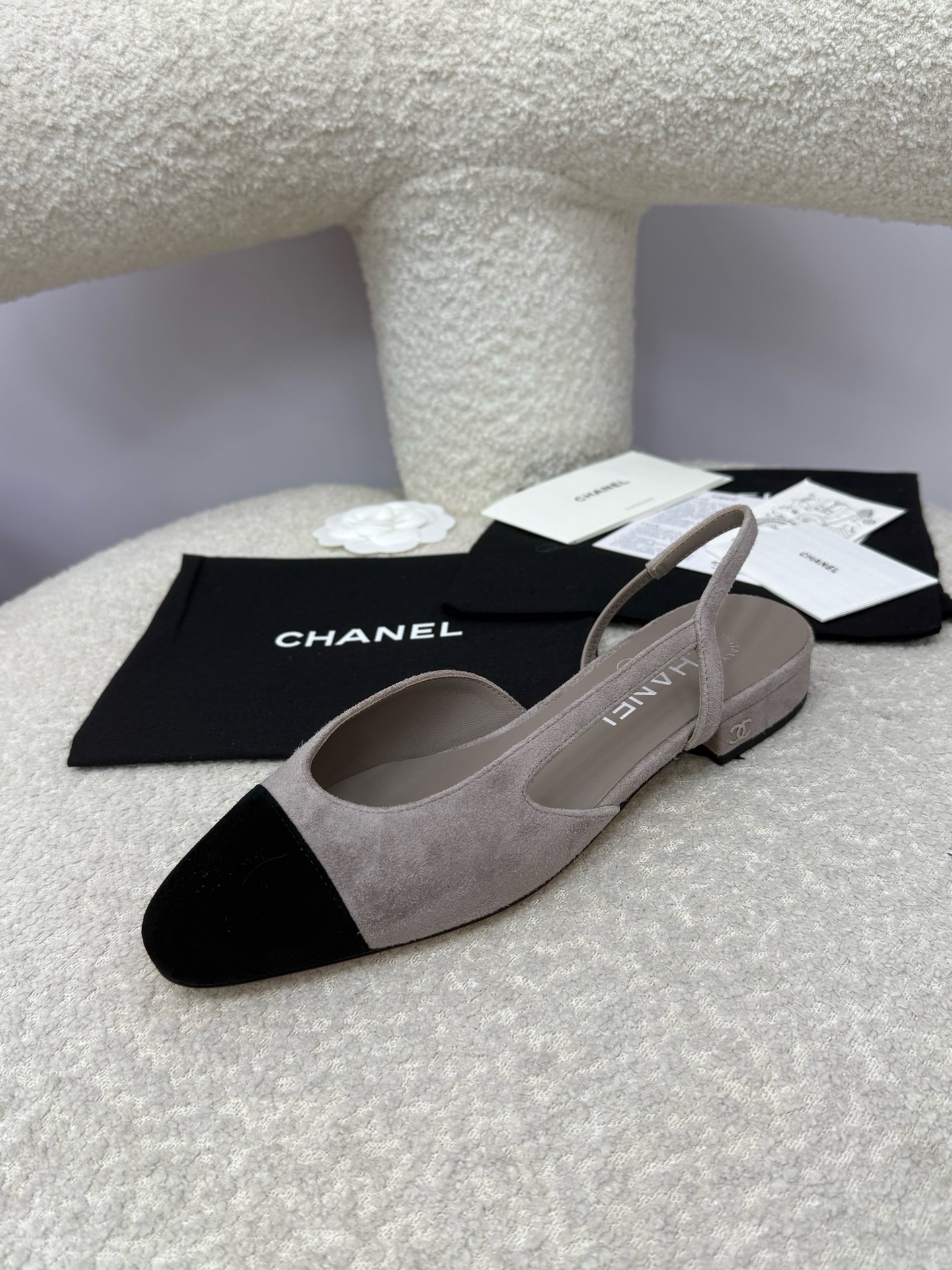 RV Belle Slingback Pumps RV Belle Slingback Pumps