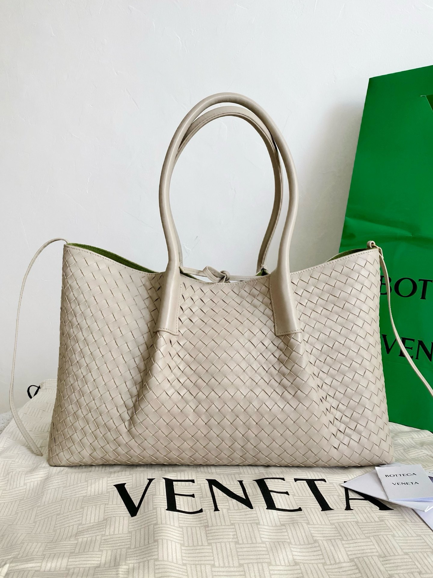 Chanel Mini Coco Handle Flap
