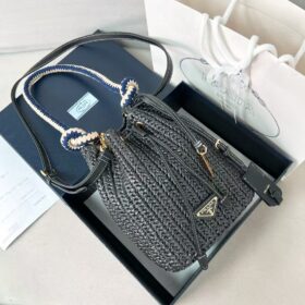 Chanel 22 Small Handbag