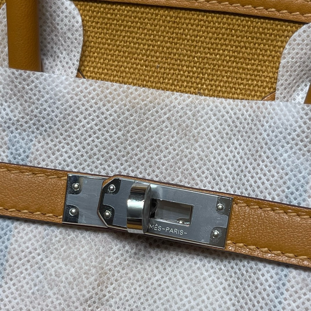 Hermes Giulia Sandal Shearling Hermes Giulia Sandal Shearling