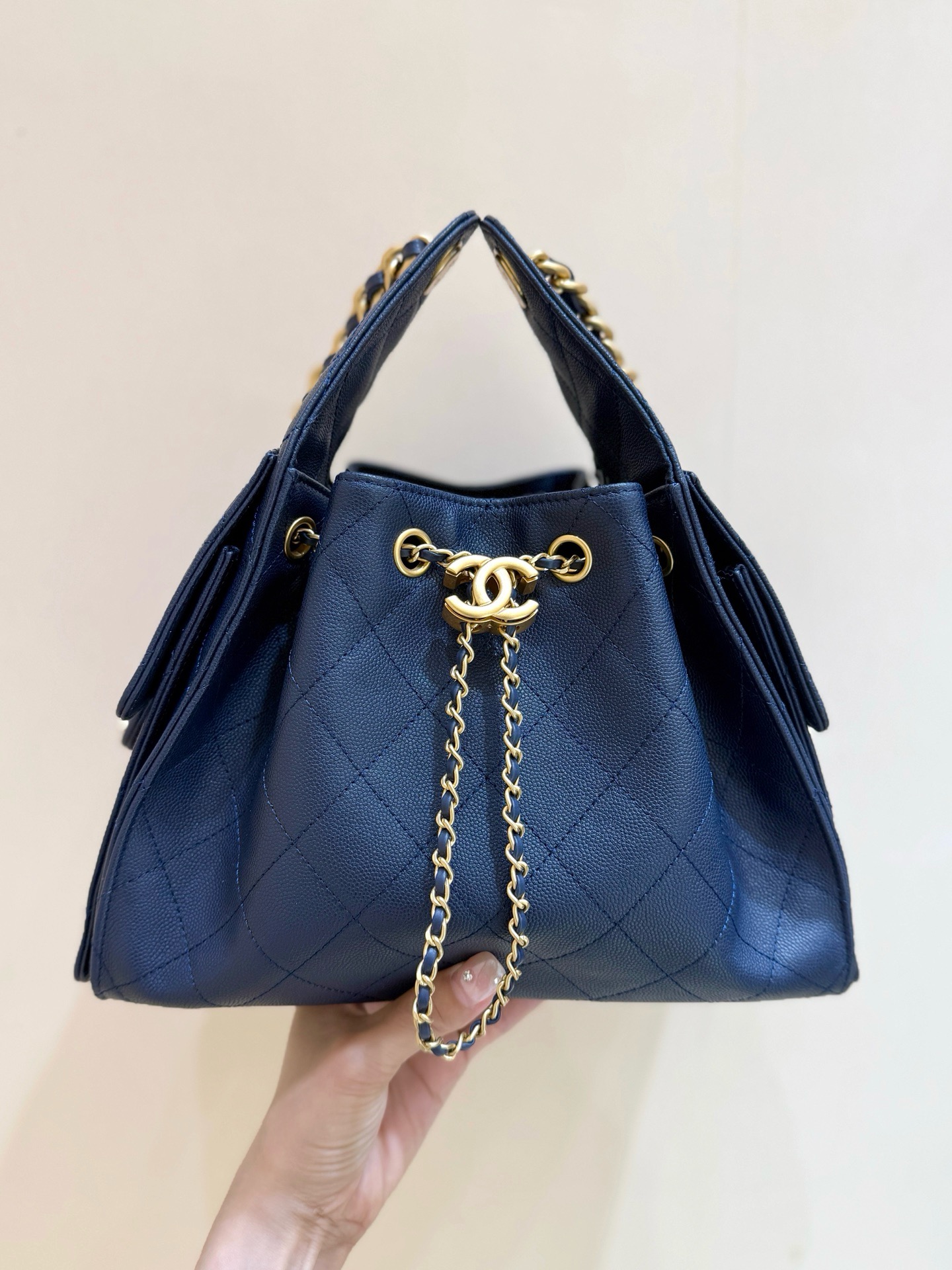 Alaia Mina 25 Bag