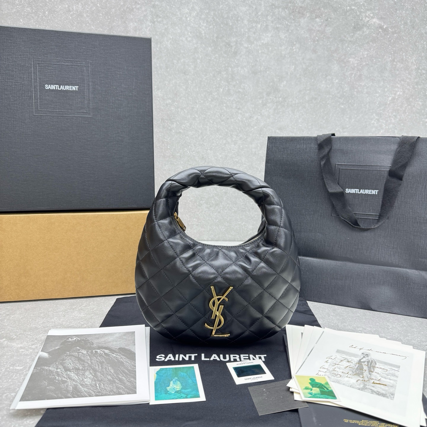Chanel 22 Mini Handbag