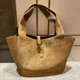 YSL Le 5 À 7 Bea