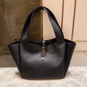 YSL Le 5 À 7 Bea