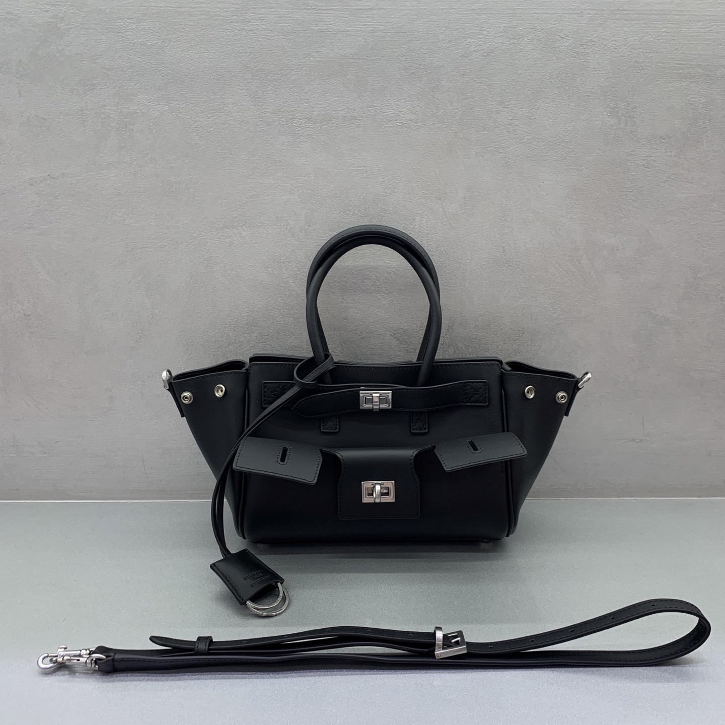 Loewe Flamenco Purse Tote Bag Loewe Flamenco Purse Tote Bag