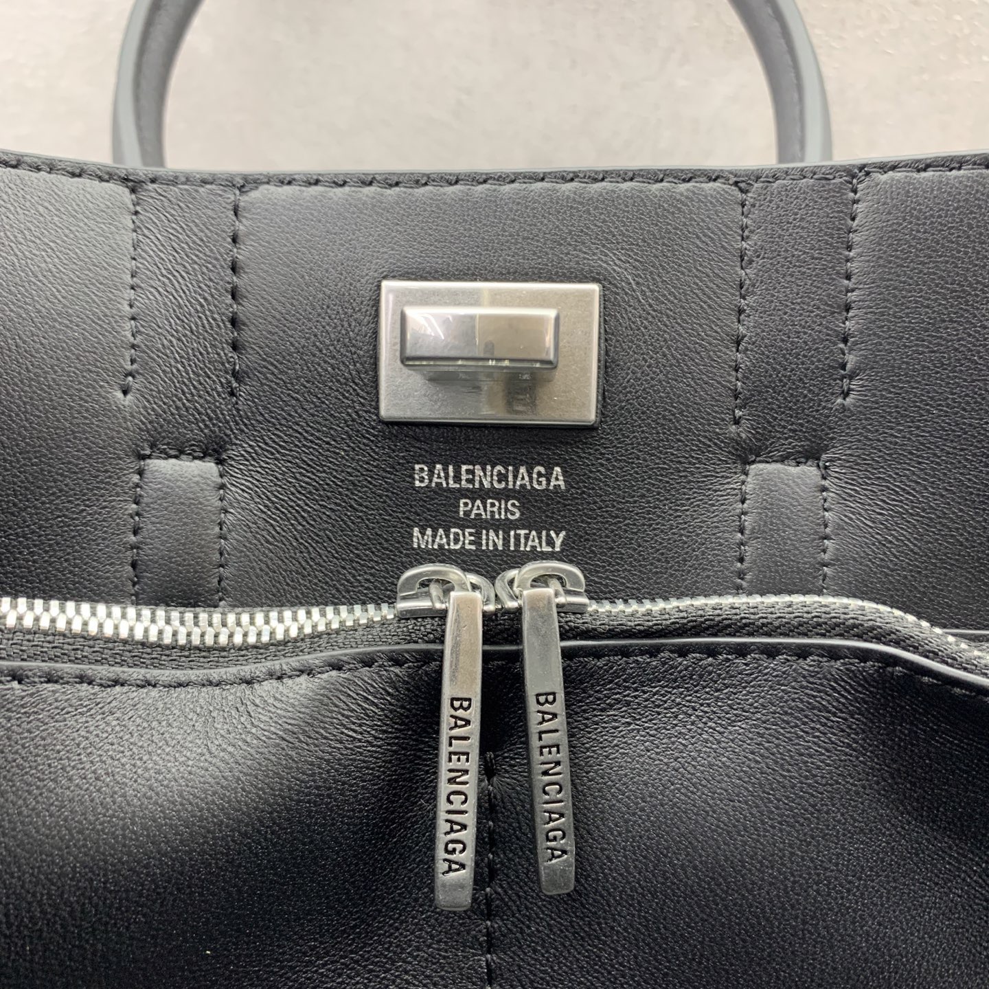 Loewe Flamenco Purse Tote Bag Loewe Flamenco Purse Tote Bag