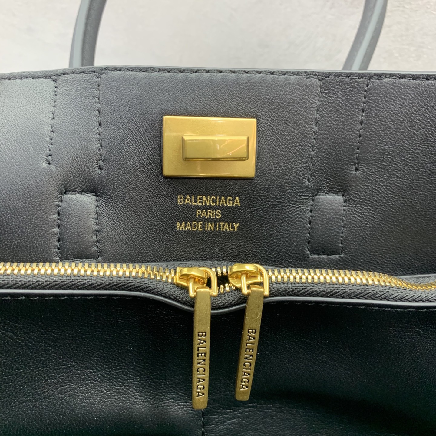 Loewe Flamenco Purse Tote Bag Loewe Flamenco Purse Tote Bag