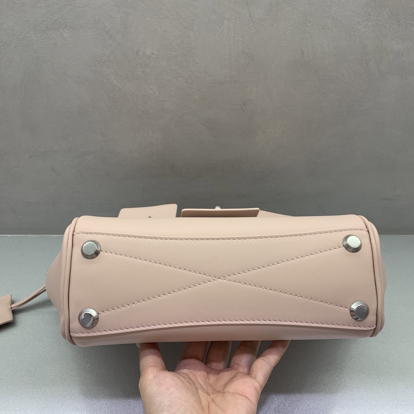 Loewe Flamenco Purse Tote Bag Loewe Flamenco Purse Tote Bag