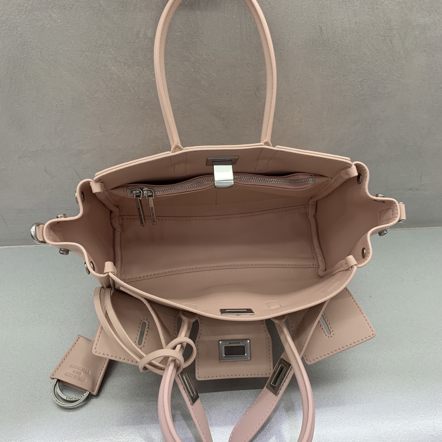 Loewe Flamenco Purse Tote Bag Loewe Flamenco Purse Tote Bag