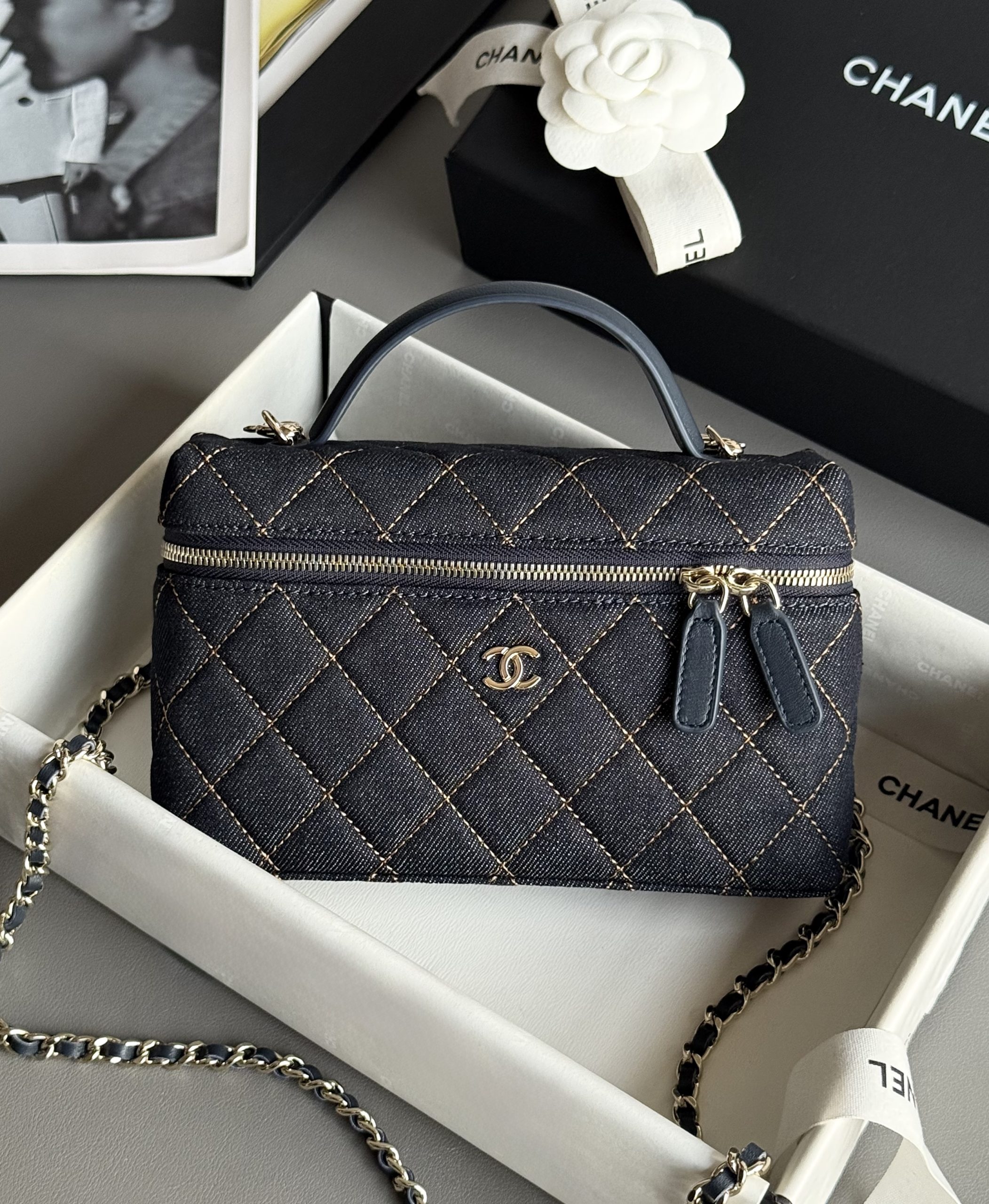 Chanel Clutch With Chain