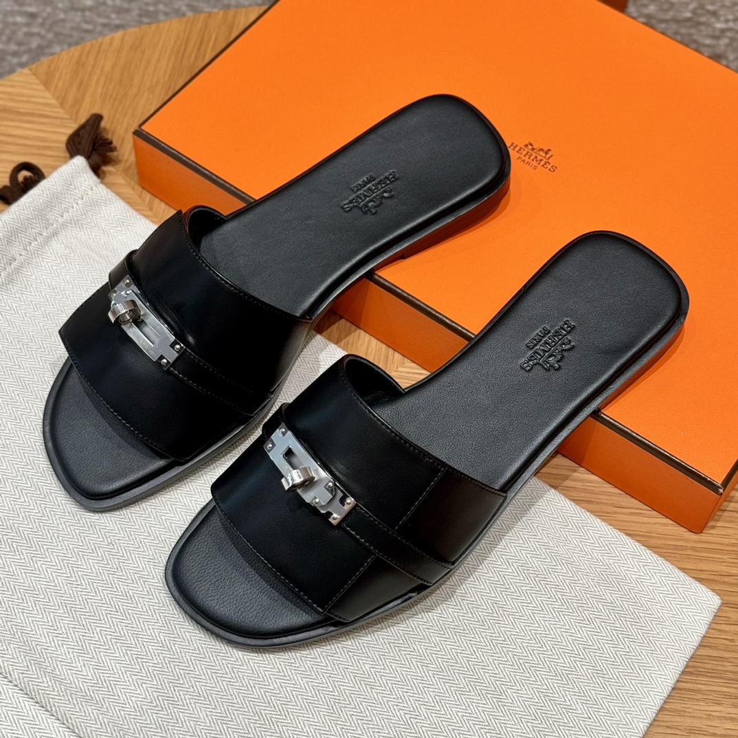 Hermes Giulia Sandals