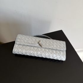 Hermès Kelly Pochette Swift Mauve Sylvestre GHW Hermès Kelly Pochette Swift Mauve Sylvestre GHW
