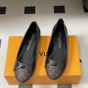 Hermès Kelly Pochette Swift Mauve Sylvestre GHW Hermès Kelly Pochette Swift Mauve Sylvestre GHW