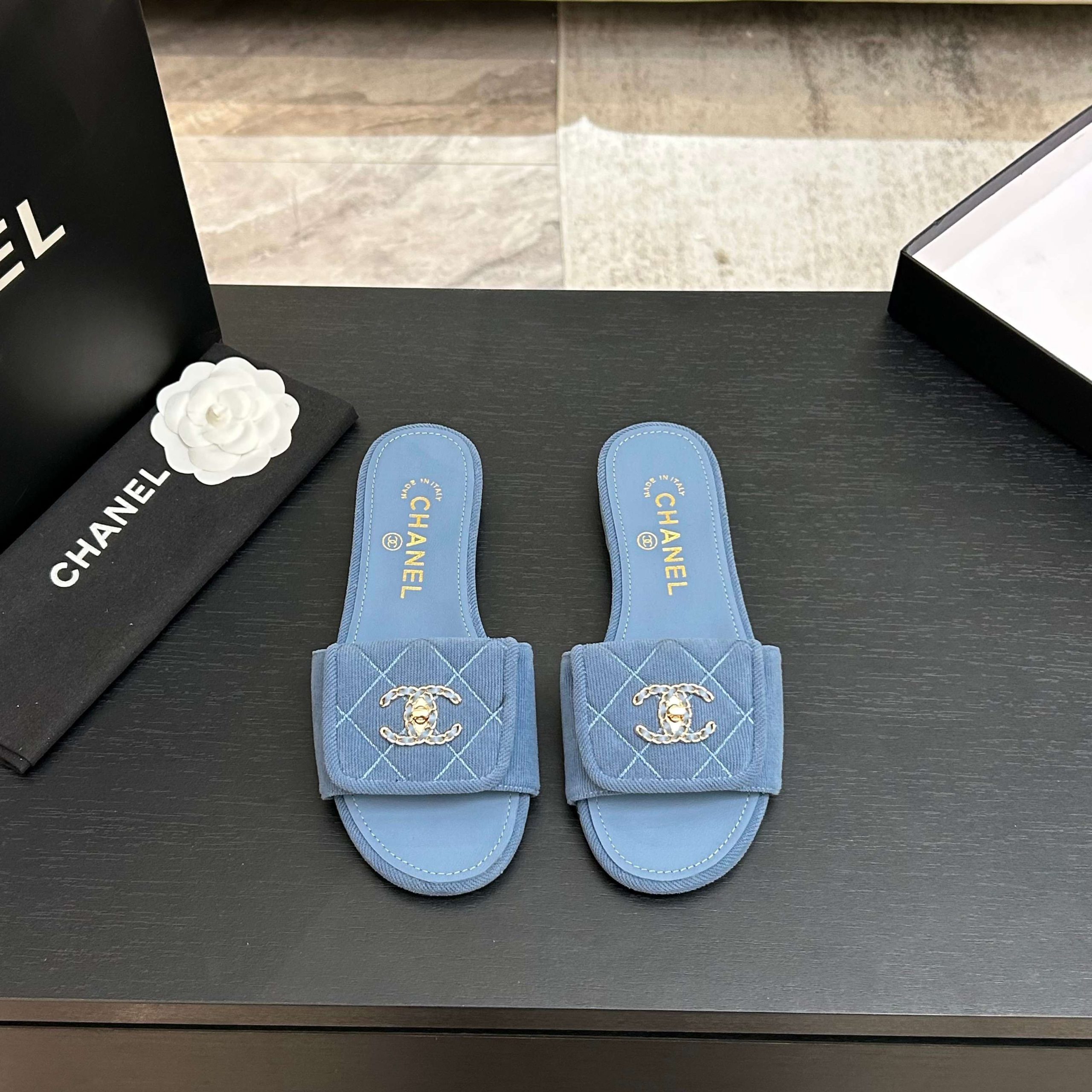 LV Darling Ballerina
