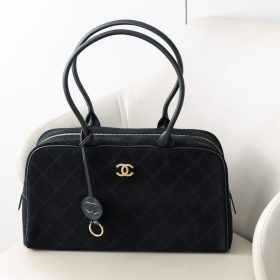 Chanel Pump