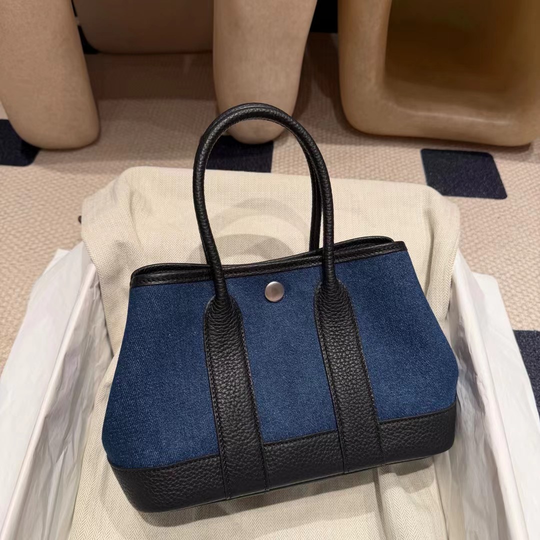 Prada Route Medium Tote Bag