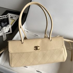 BV Small Andiamo Bag
