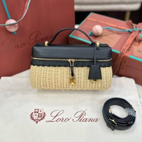Chanel Maxi Flap Bag Chanel Maxi Flap Bag