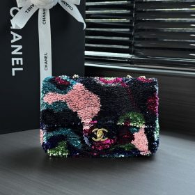 Chanel 31 Shopping Bag Chanel 31 Shopping Bag